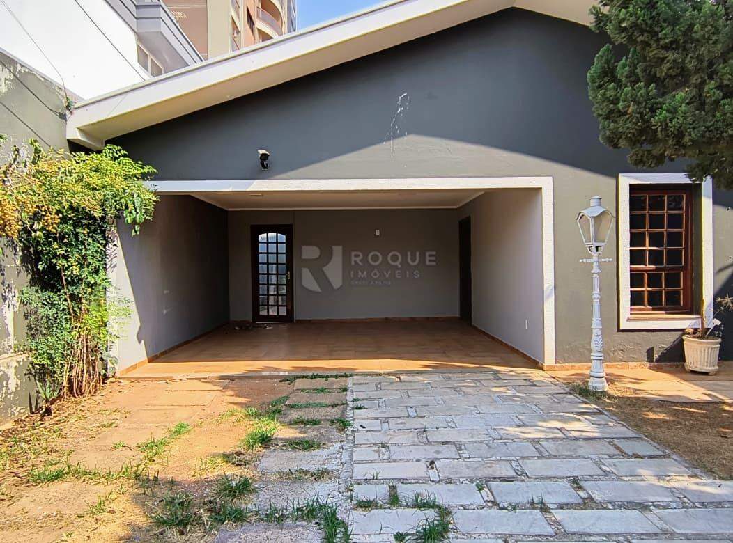 Casa Residencial para aluguel no bairro Centro: Garagem