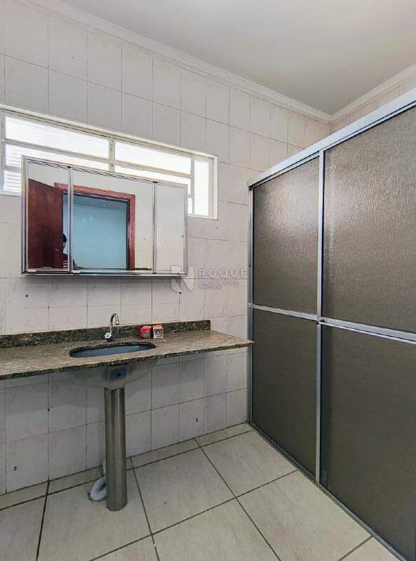 Casa Residencial para aluguel no bairro Centro: Wc suíte