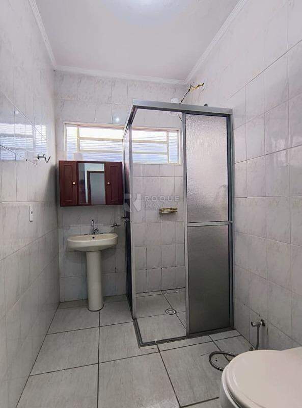Casa Residencial para aluguel no bairro Centro: Wc social 