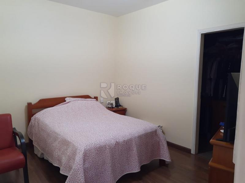 Casa Residencial à venda no bairro Vila Claudia: 