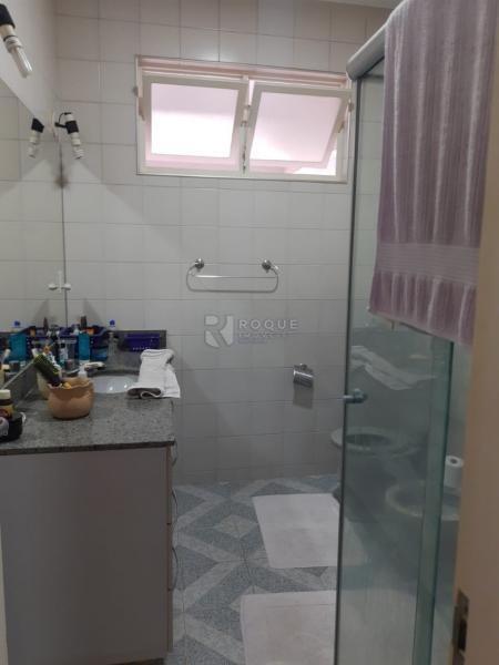 Casa Residencial à venda no bairro Vila Claudia: 