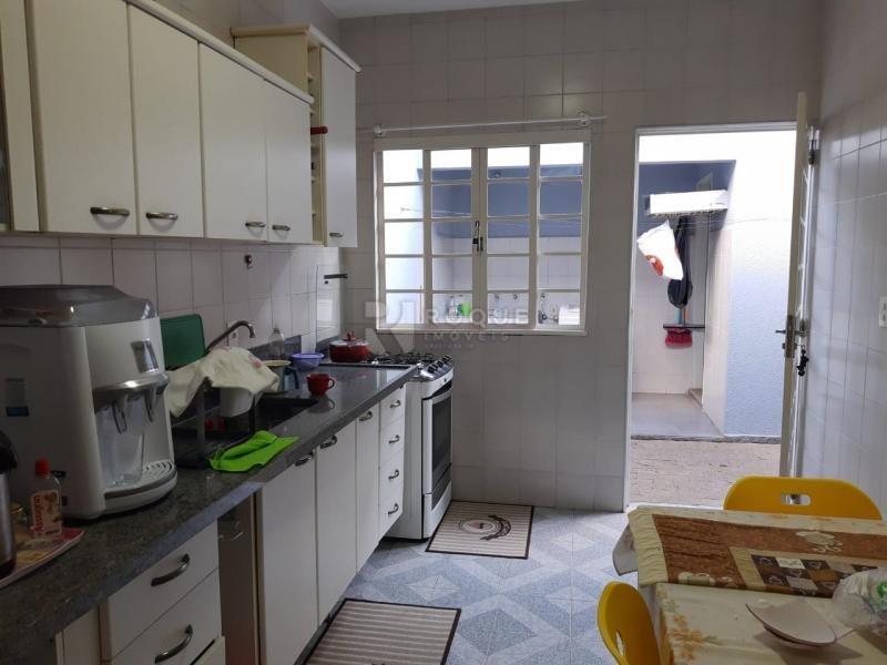 Casa Residencial à venda no bairro Vila Claudia: 