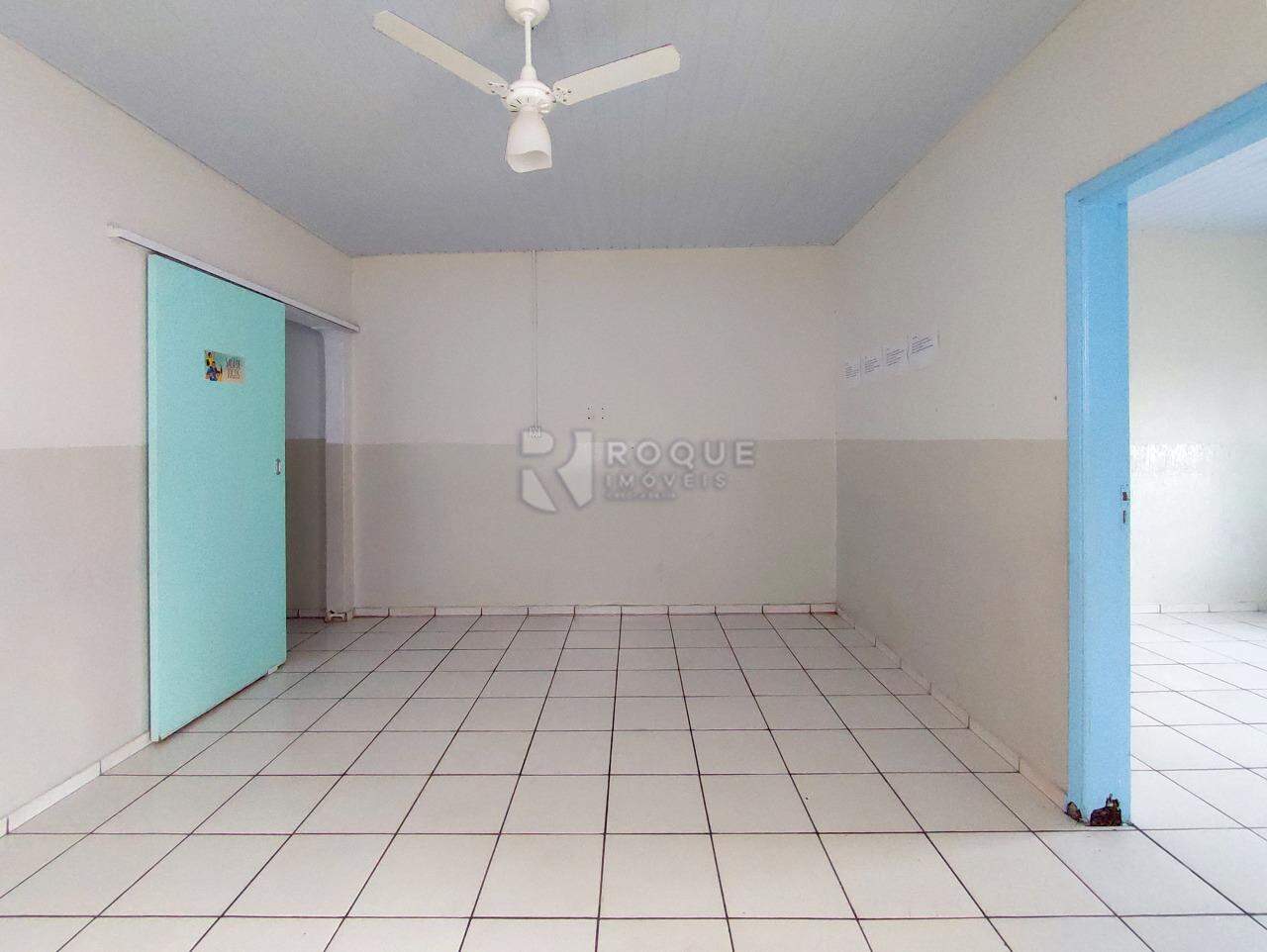 Casa Residencial à venda no bairro Centro: SALA