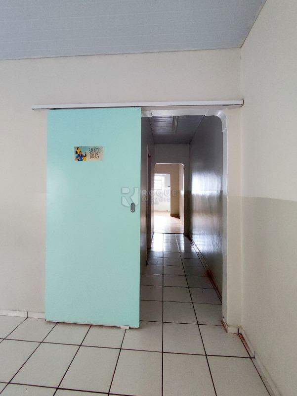 Casa Residencial à venda no bairro Centro: CORREDOR INTERNO