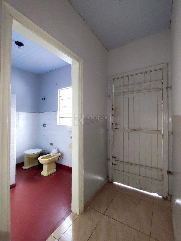Casa Residencial à venda no bairro Centro: BANHEIRO SOCIAL