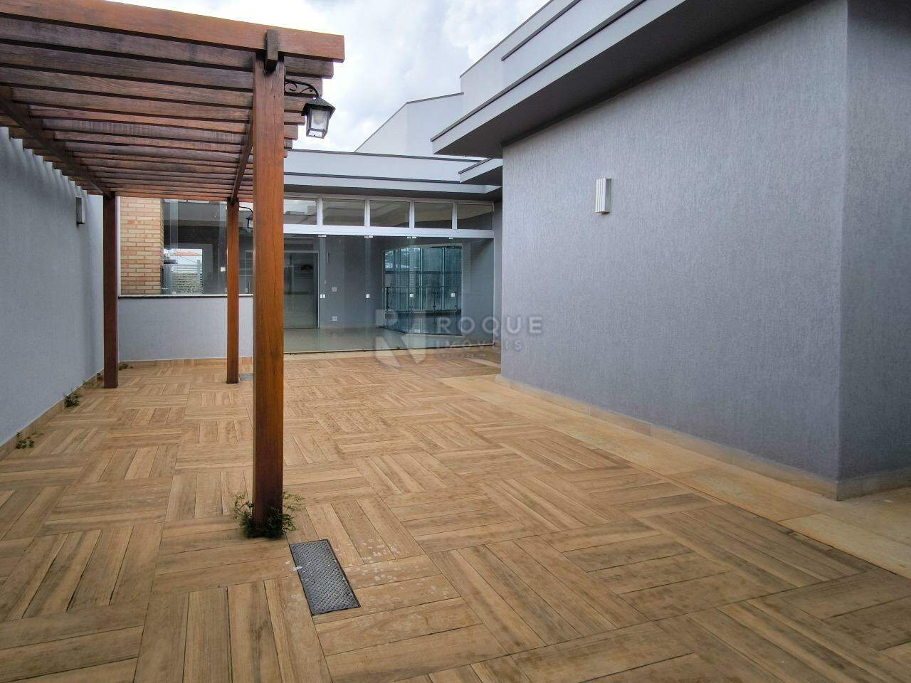 Casa em condomínio à venda no bairro Jardim Porto Real V: PERGOLADO
