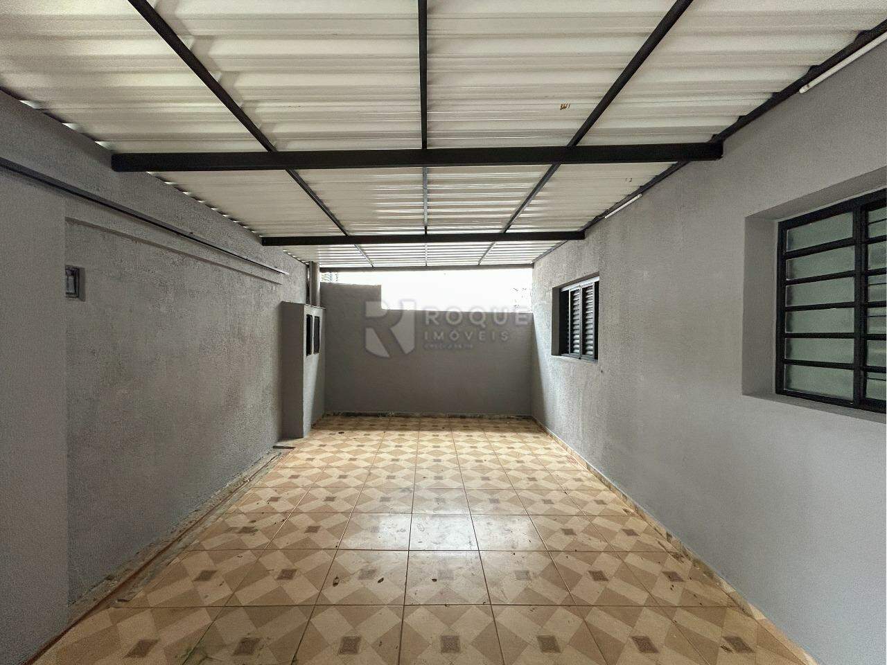 Casa Residencial para aluguel no bairro Jardim Nossa Senhora do Amparo: Garagem 
