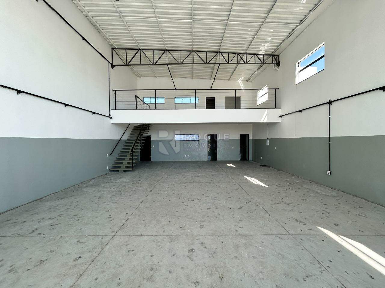 Barracão/Galpão para aluguel no bairro Jardim Cidade Universitária I: Salão