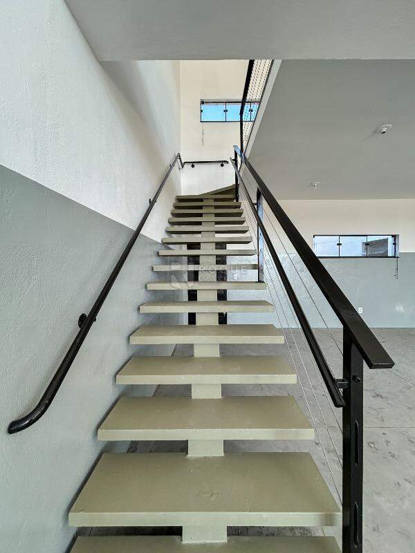 Barracão/Galpão para aluguel no bairro Jardim Cidade Universitária I: Acesso mezanino 