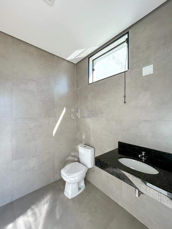 Barracão/Galpão para aluguel no bairro Jardim Cidade Universitária I: WC social 1 estacionamento 