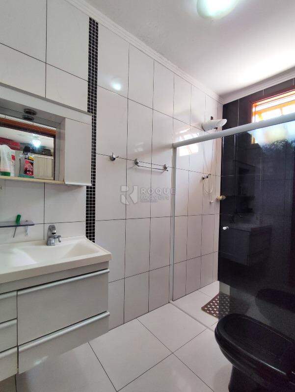 Casa Residencial à venda no bairro Jardim Campo Verde I: BANHEIRO SUÍTE