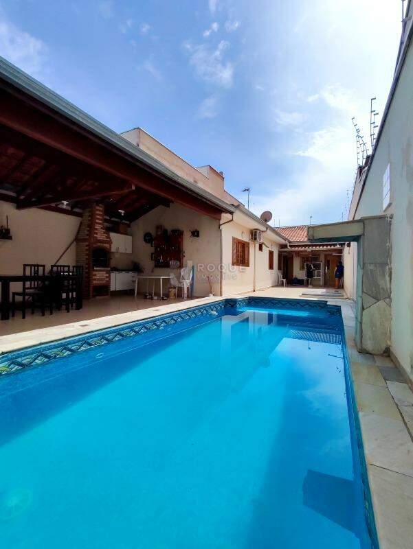 Casa Residencial à venda no bairro Jardim Campo Verde I: PISCINA