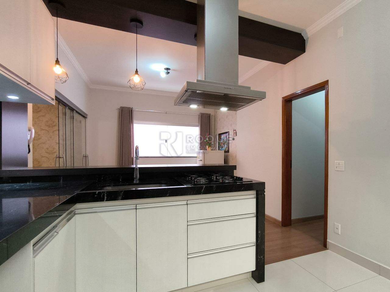 Casa Residencial à venda no bairro Jardim Ouro Verde: COZINHA
