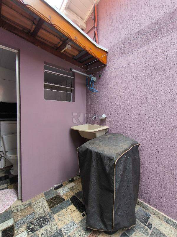 Casa Residencial à venda no bairro Jardim Ouro Verde: LAVANDERIA EDÍCULA