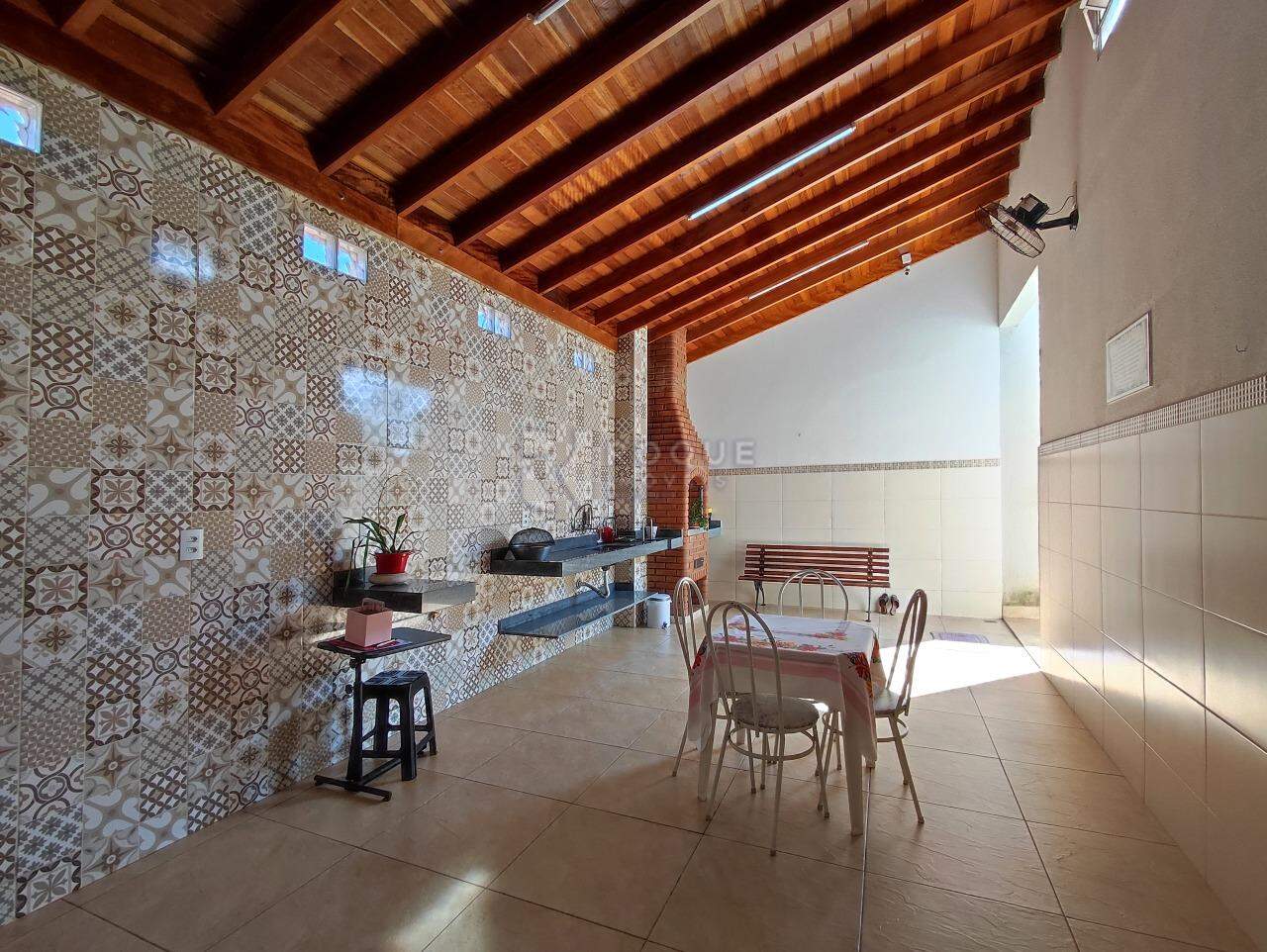Casa Residencial à venda no bairro Jardim Caieira: COZINHA GOURMET