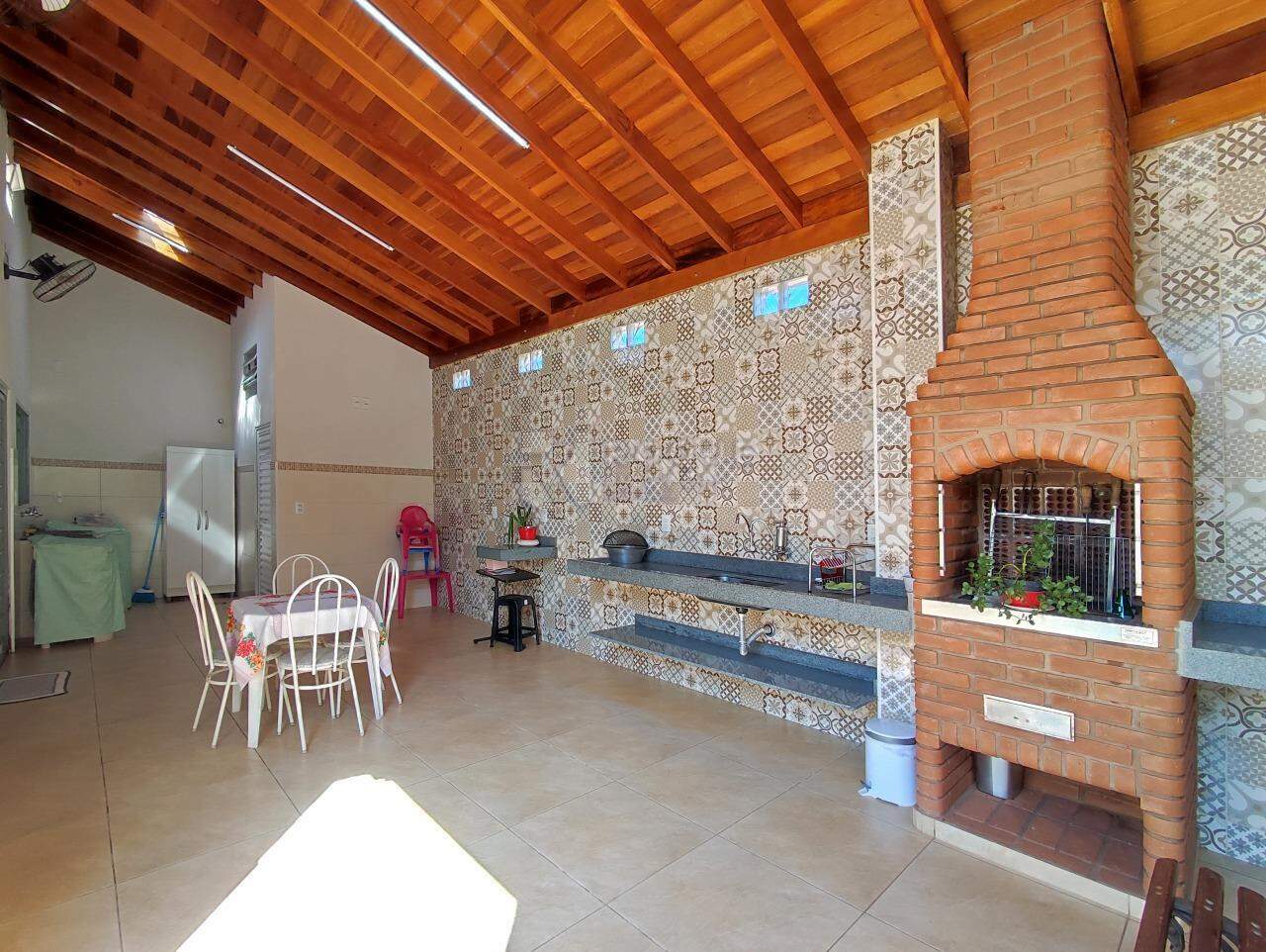 Casa Residencial à venda no bairro Jardim Caieira: COZINHA GOURMET