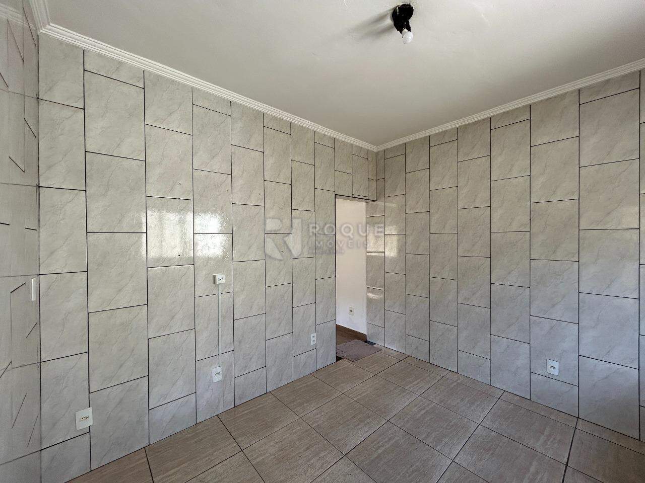 Casa Residencial para aluguel no bairro Jardim Nova Suiça: Cozinha