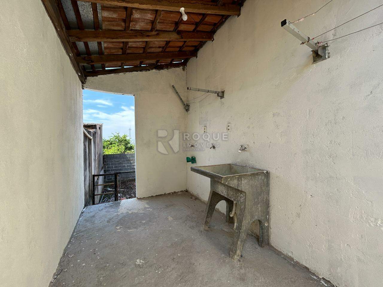 Casa Residencial para aluguel no bairro Jardim Nova Suiça: Área de serviço 