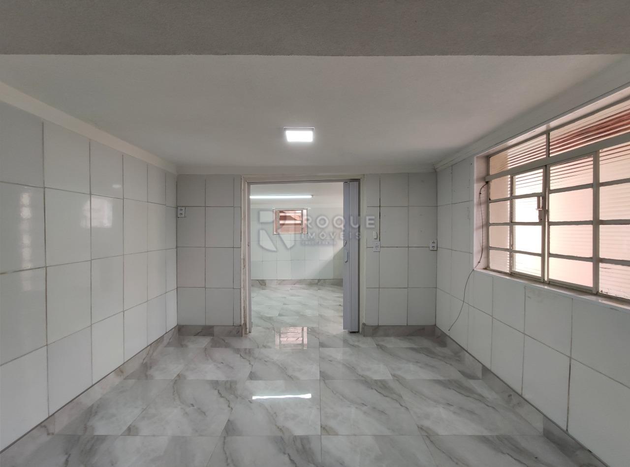 Casa Residencial para aluguel no bairro Jardim Cavinato: Sala 