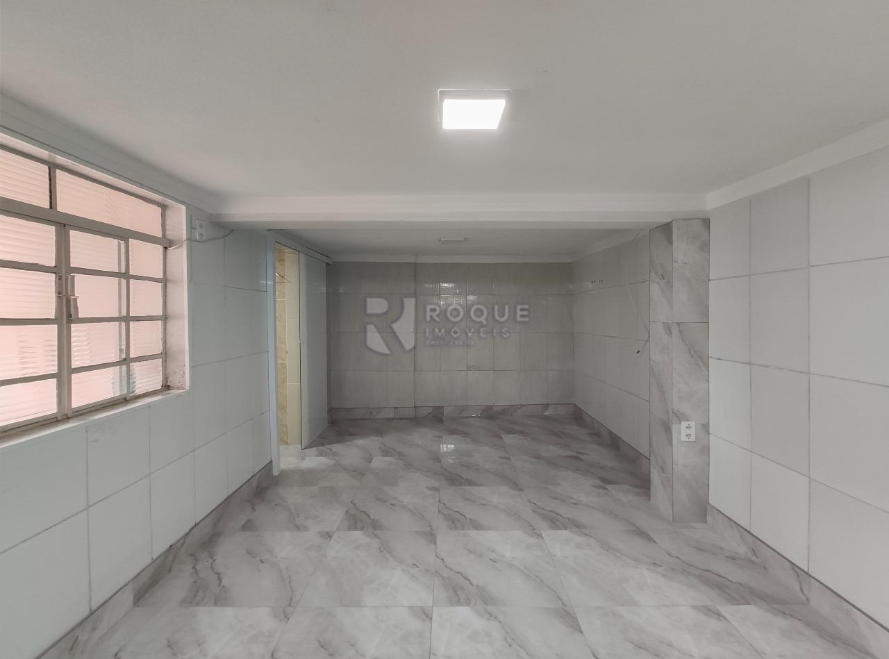 Casa Residencial para aluguel no bairro Jardim Cavinato: Dormitório 