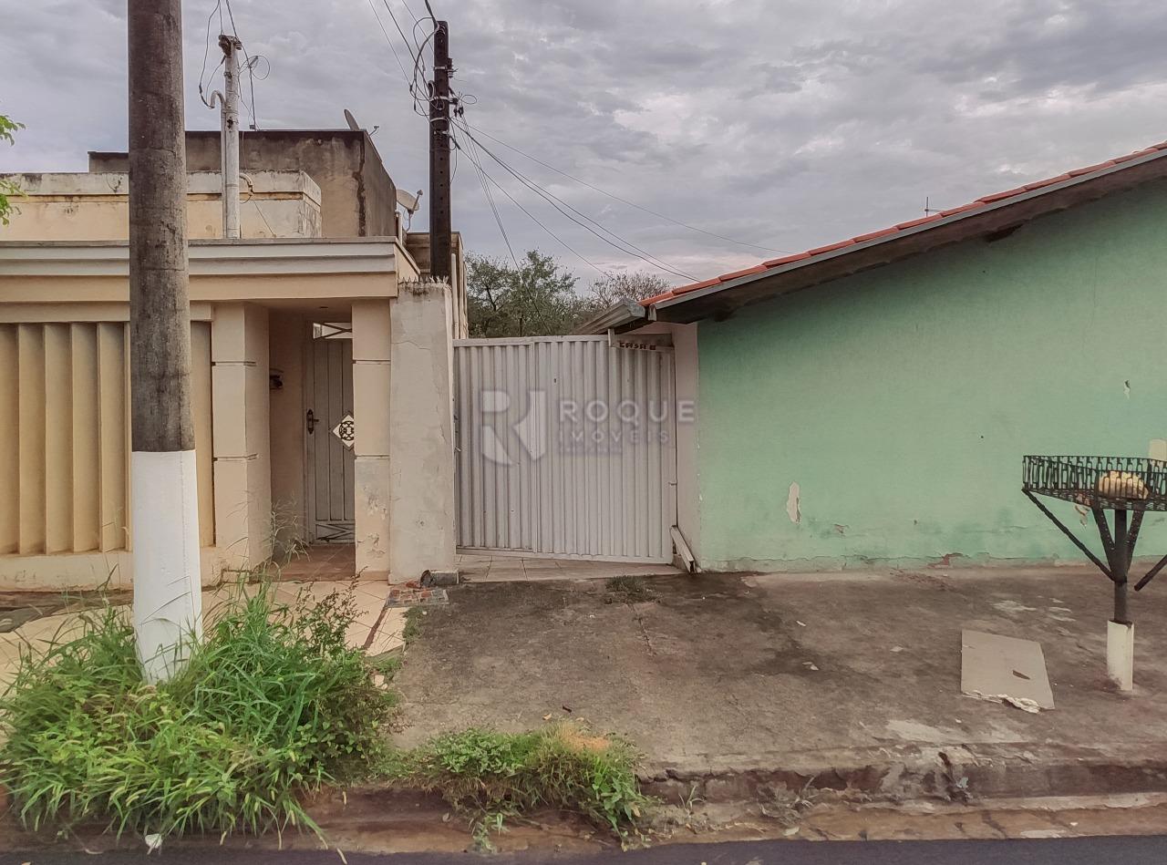 Casa Residencial para aluguel no bairro Jardim Cavinato: Fachada 