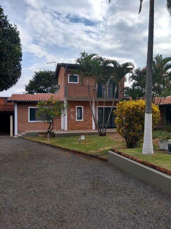 Chácara à venda no bairro Pires de Cima: 