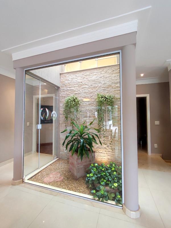 Casa em condomínio à venda no bairro Jardim Colinas de São João: JARDIM DE INVERNO