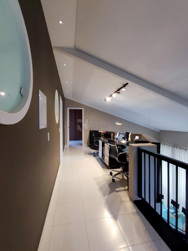 Casa em condomínio à venda no bairro Villa San Marino: ESCRITÓRIO