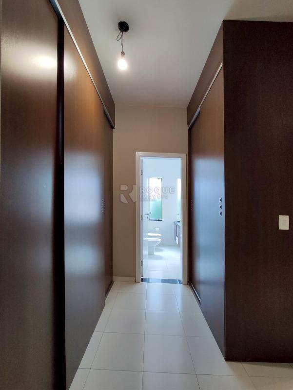 Casa em condomínio à venda no bairro Villa San Marino: SUÍTE MASTER