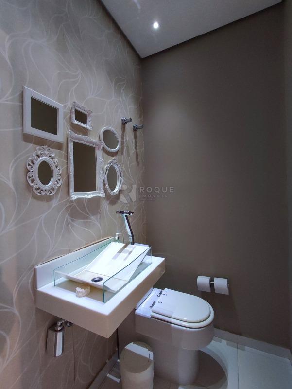 Casa em condomínio à venda no bairro Villa San Marino: LAVABO