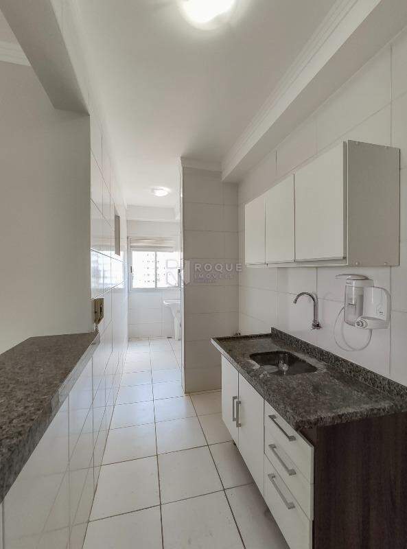Apartamento para aluguel no bairro Chácaras Antonieta: Cozinha 