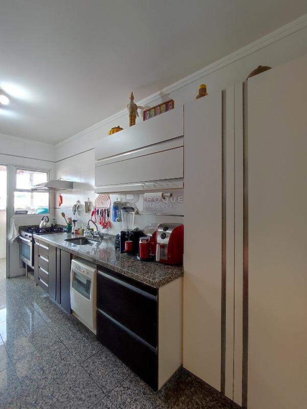 Apartamento à venda no bairro Centro: COZINHA