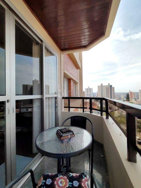 Apartamento à venda no bairro Centro: SACADA