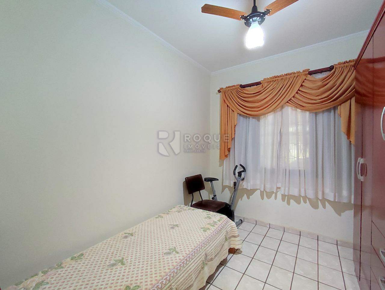 Casa Residencial à venda no bairro Jardim Ipanema: DORMITÓRIO 1