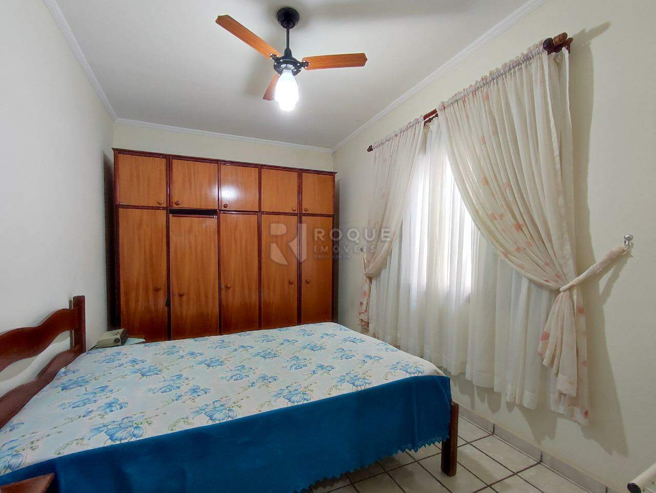 Casa Residencial à venda no bairro Jardim Ipanema: DORMITÓRIO 2