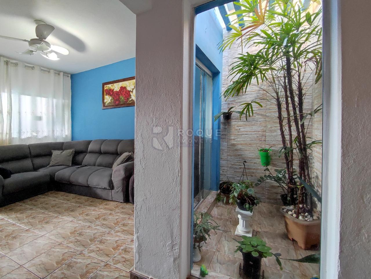 Casa Residencial à venda no bairro Jardim das Palmeiras: JARDIM DE INVERNO