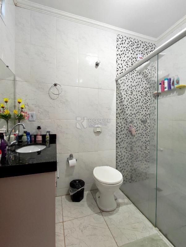 Casa Residencial à venda no bairro Jardim das Palmeiras: BANHEIRO SOCIAL