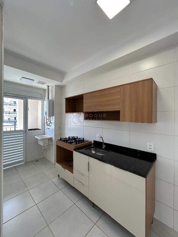 Apartamento para aluguel no bairro Jardim Santa Adélia: Cozinha