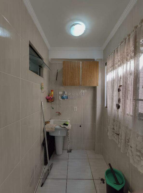 Apartamento para aluguel no bairro Vila Claudia: Área de serviço 