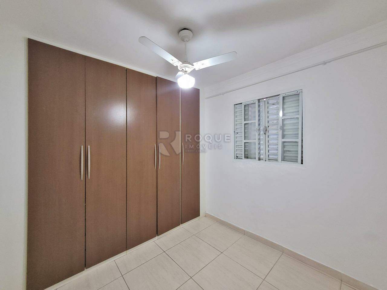 Apartamento para aluguel no bairro Parque Residencial Abílio Pedro: Dormitório 02