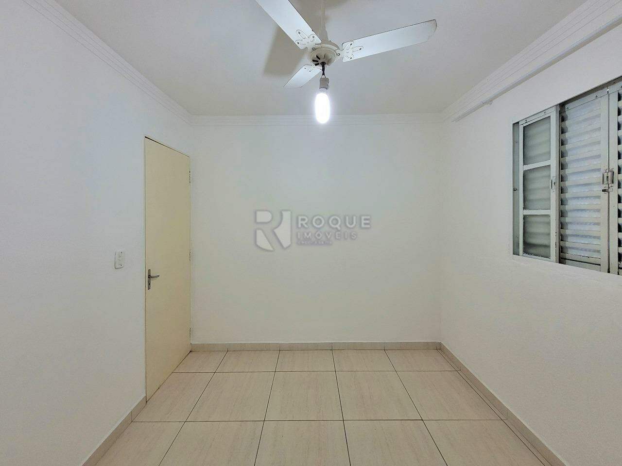 Apartamento para aluguel no bairro Parque Residencial Abílio Pedro: Dormitório 01