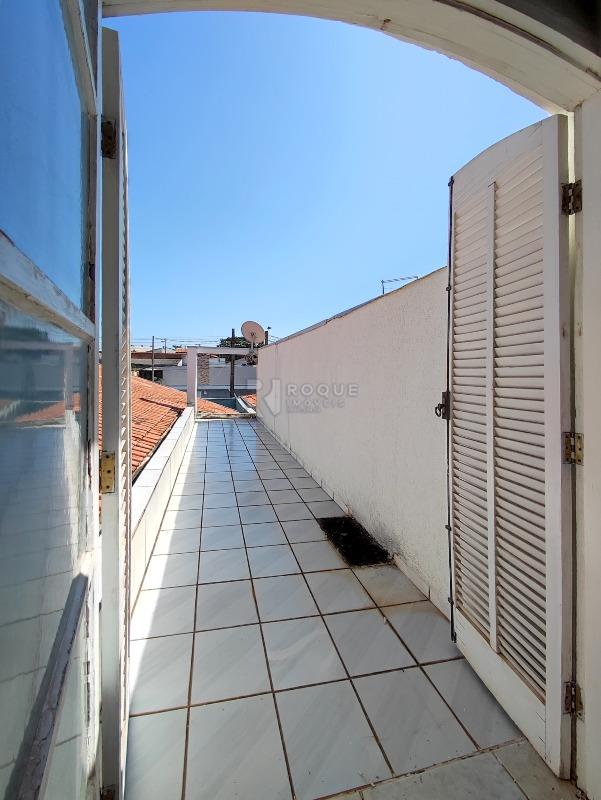 Casa Residencial à venda no bairro Jardim São Pedro: SACADA ÁREA DE DESPEJO