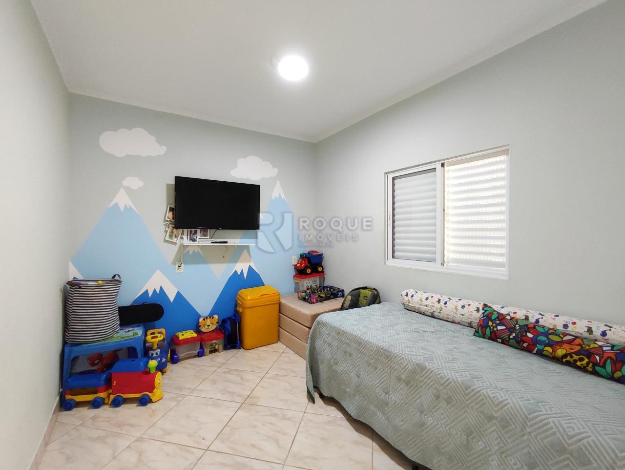 Casa Residencial à venda no bairro Jardim São Pedro: DORMITÓRIO 2