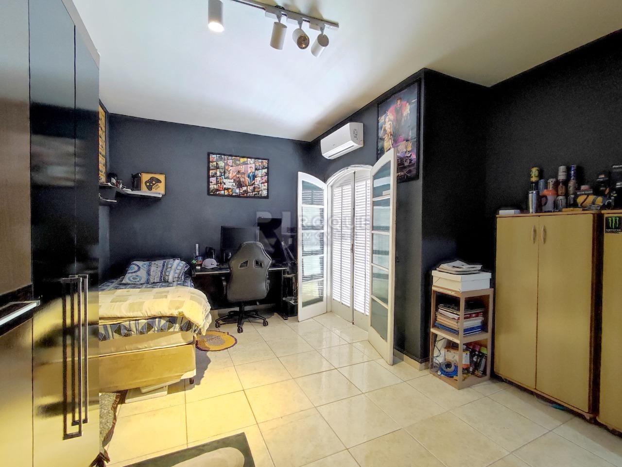 Casa Residencial à venda no bairro Jardim São Pedro: SUÍTE 2