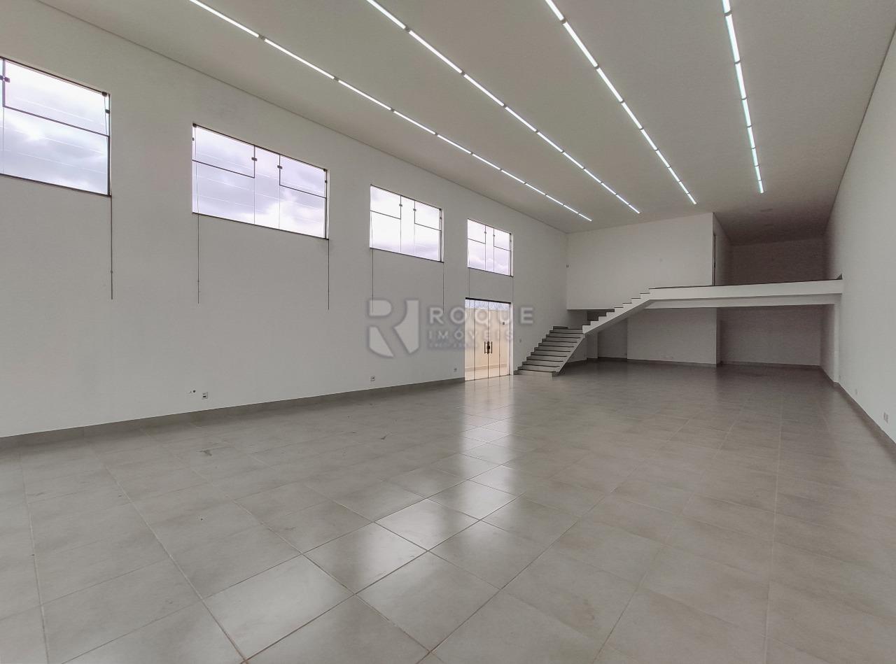 Barracão/Galpão à venda no bairro Residencial Colinas do Engenho I: Salão 