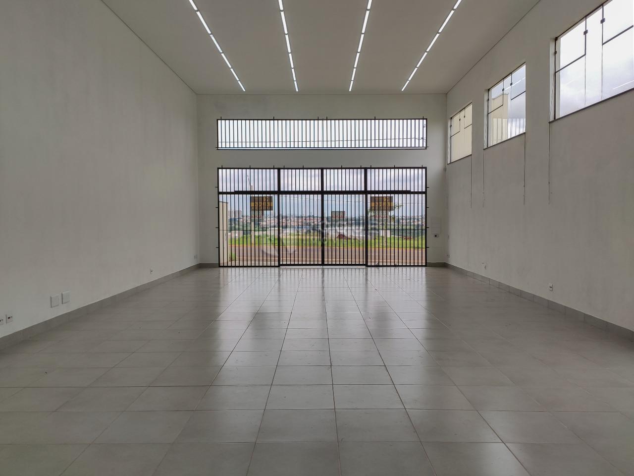 Barracão/Galpão à venda no bairro Residencial Colinas do Engenho I: Salão 