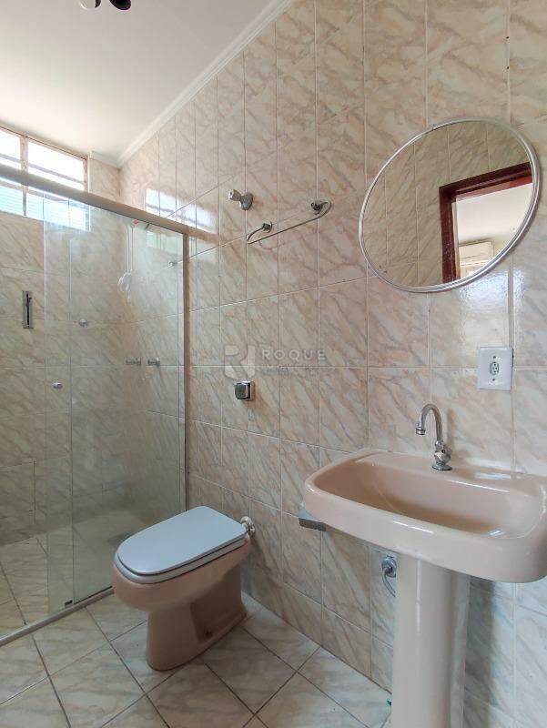 Casa Residencial à venda no bairro Vila Claudia: WC SUÍTE 2
