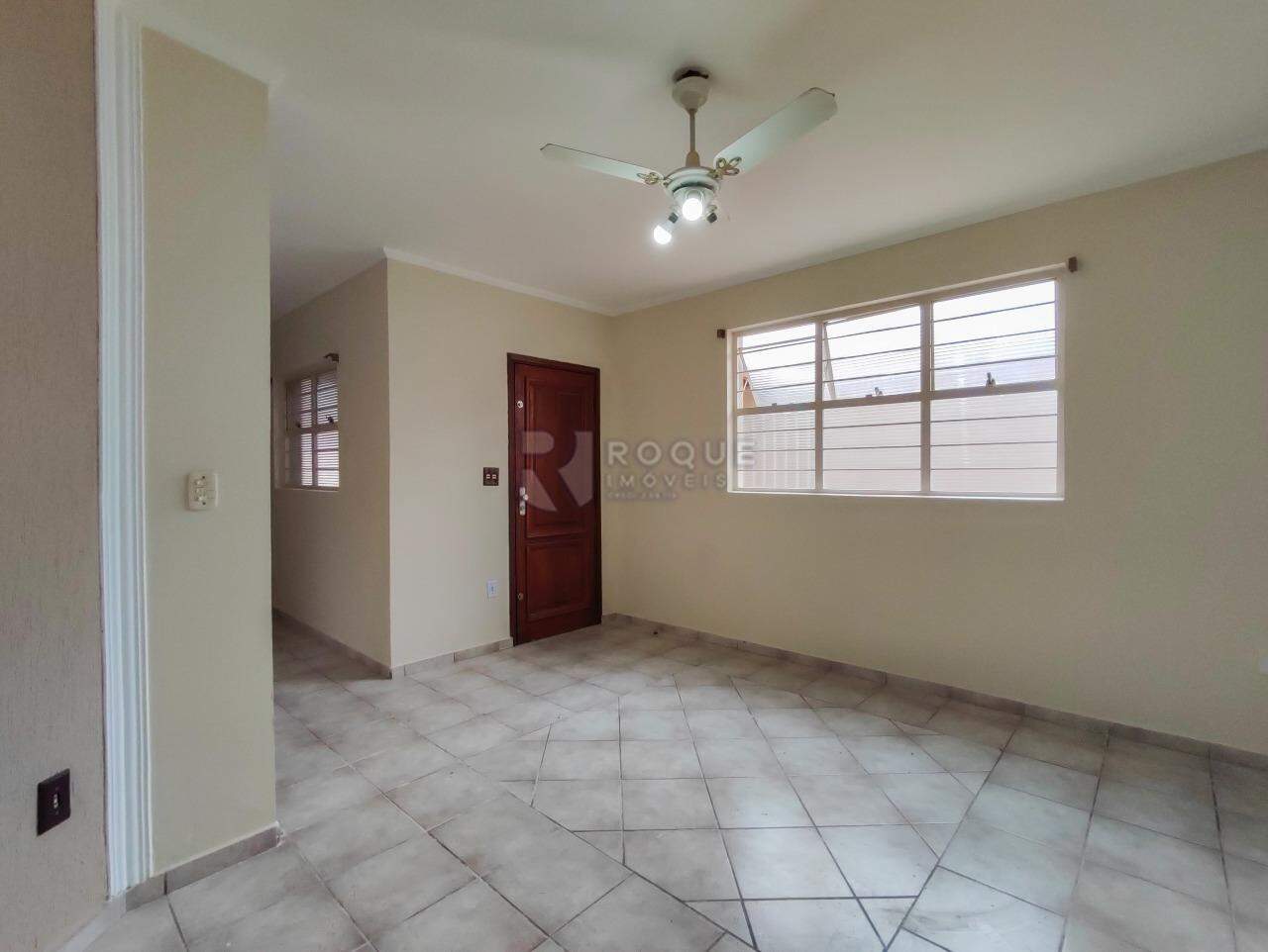 Casa Residencial à venda no bairro Vila Claudia: SALA DE ESTAR