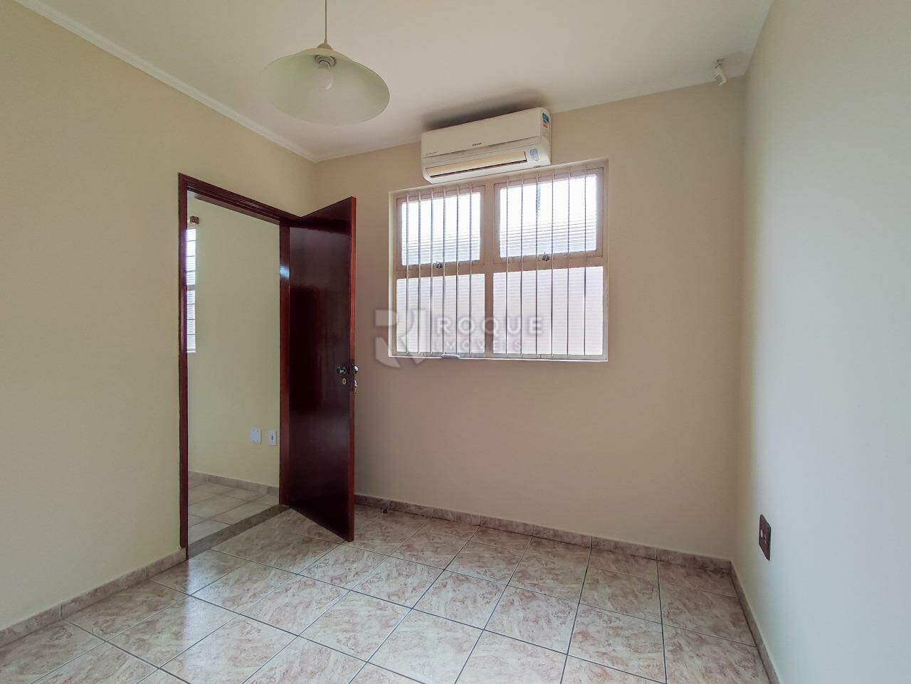 Casa Residencial à venda no bairro Vila Claudia: SUÍTE 2