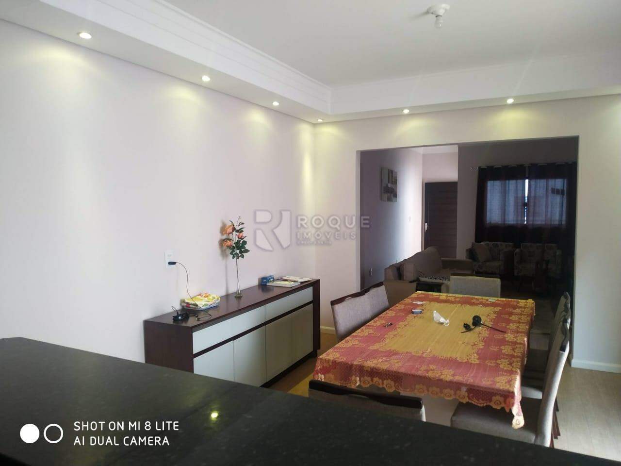 Casa Comercial para aluguel no bairro Vila Anita: Cozinha